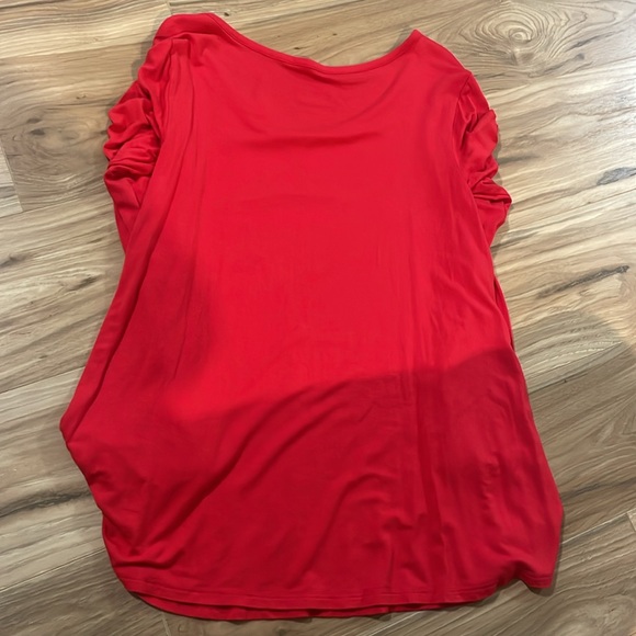 Kids Christmas Llama shirt - Used once - Size: M - Picture 2 of 3